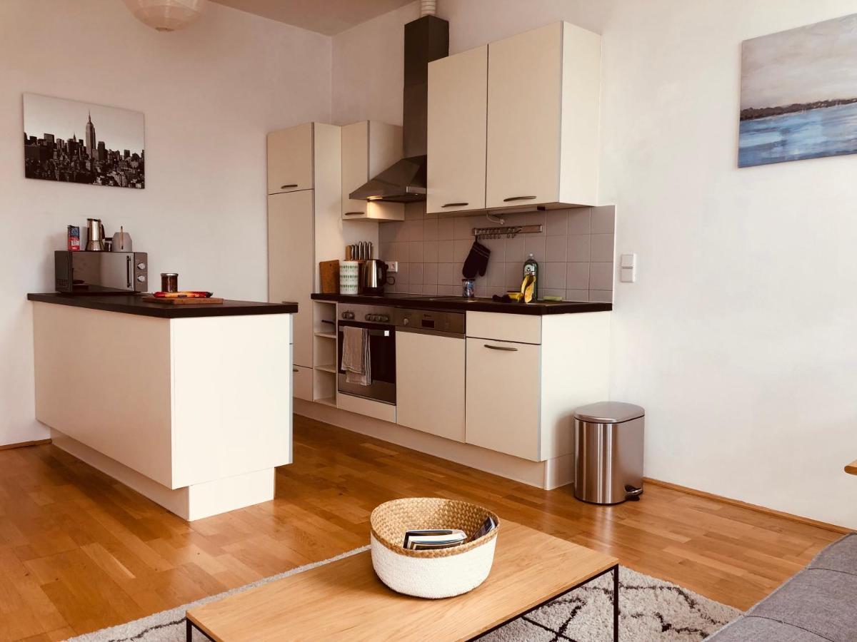 Apartament Helle 4 Zimmer Familien-wohnung Mit Balkon! Schloss Schonbrunn In Gehdistanz