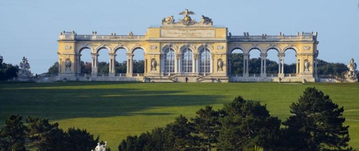 Helle 4 Zimmer Familien-wohnung Mit Balkon! Schloss Schonbrunn In Gehdistanz Apartament *
