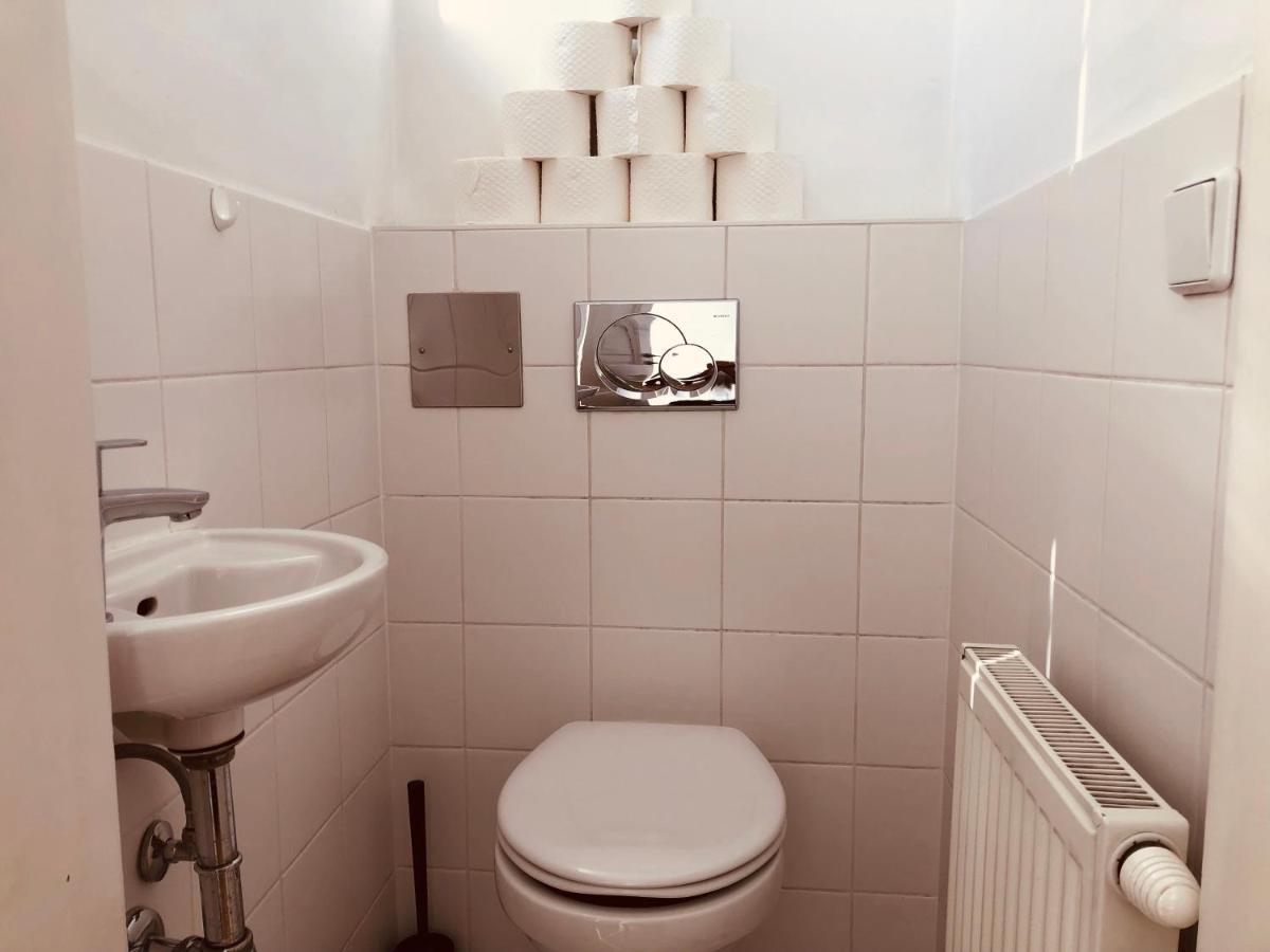 Helle 4 Zimmer Familien-wohnung Mit Balkon! Schloss Schonbrunn In Gehdistanz Apartament