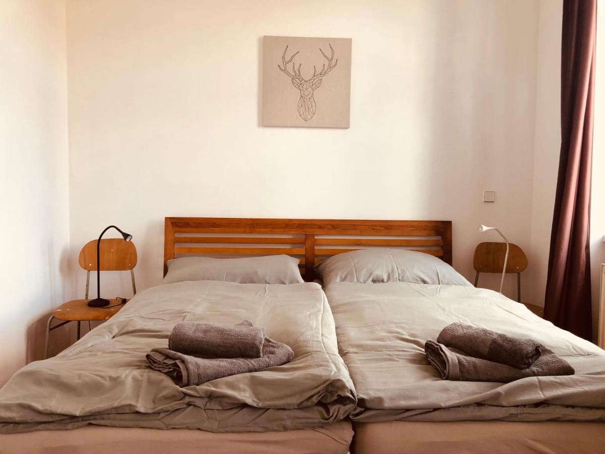 Helle 4 Zimmer Familien-wohnung Mit Balkon! Schloss Schonbrunn In Gehdistanz Apartament